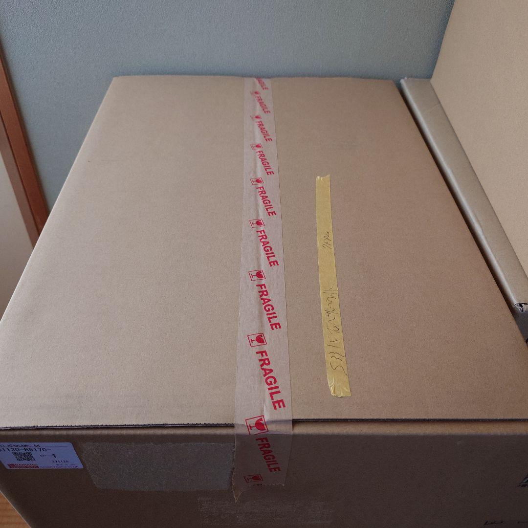 ダイハツＳ３３１V　 ハイゼット右ヘッドライト