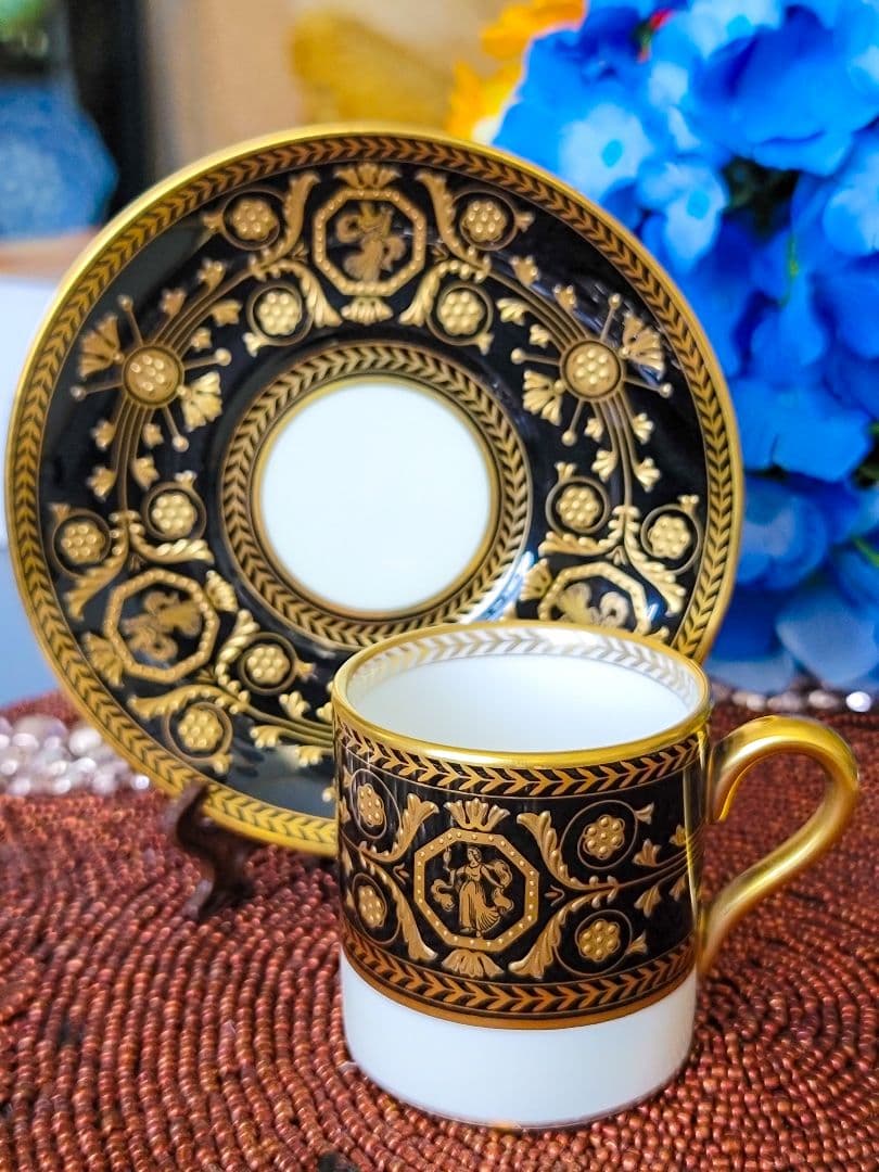 n*n様 ウェッジウッド　アストバリー　ブラック　デミタス　カップ&ソーサー