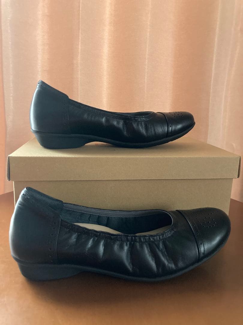 【美品】ASICS pedala ペダラ バレエシューズ　黒　23㎝3E