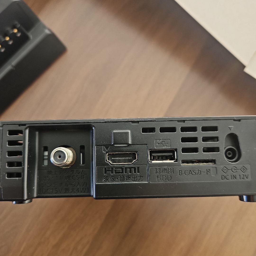 Panasonic ポータブルテレビ UN-15L12H　プライベート　ビエラ