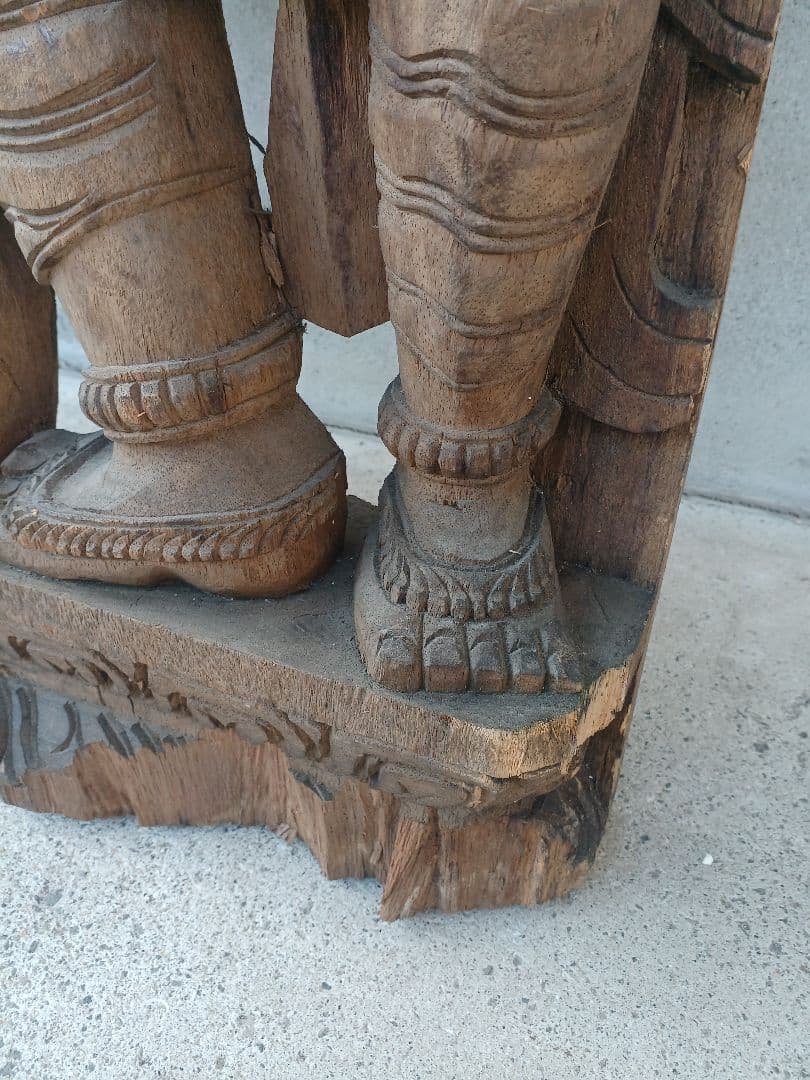 アンティーク　木彫り　一刀彫　高さ約186cm