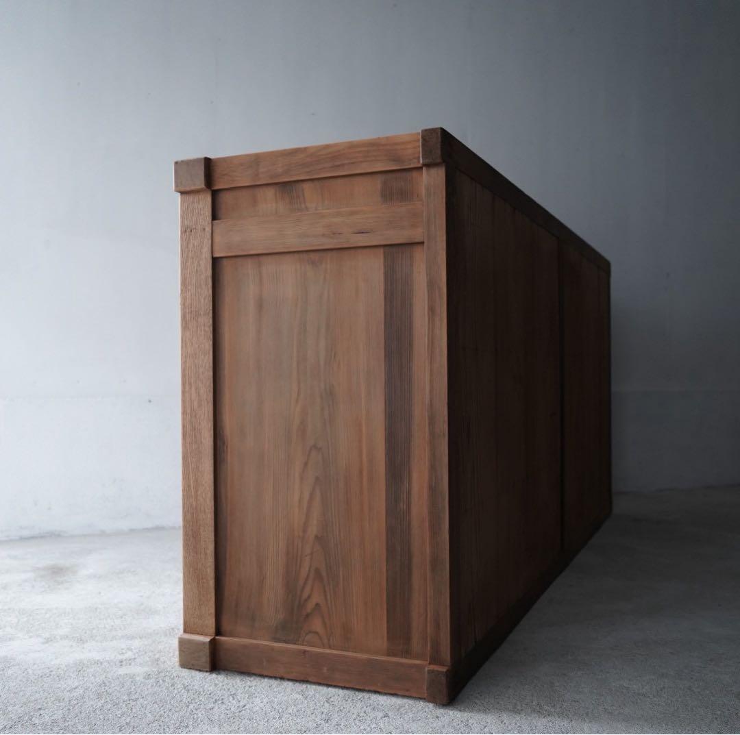 カウンターガラスケース