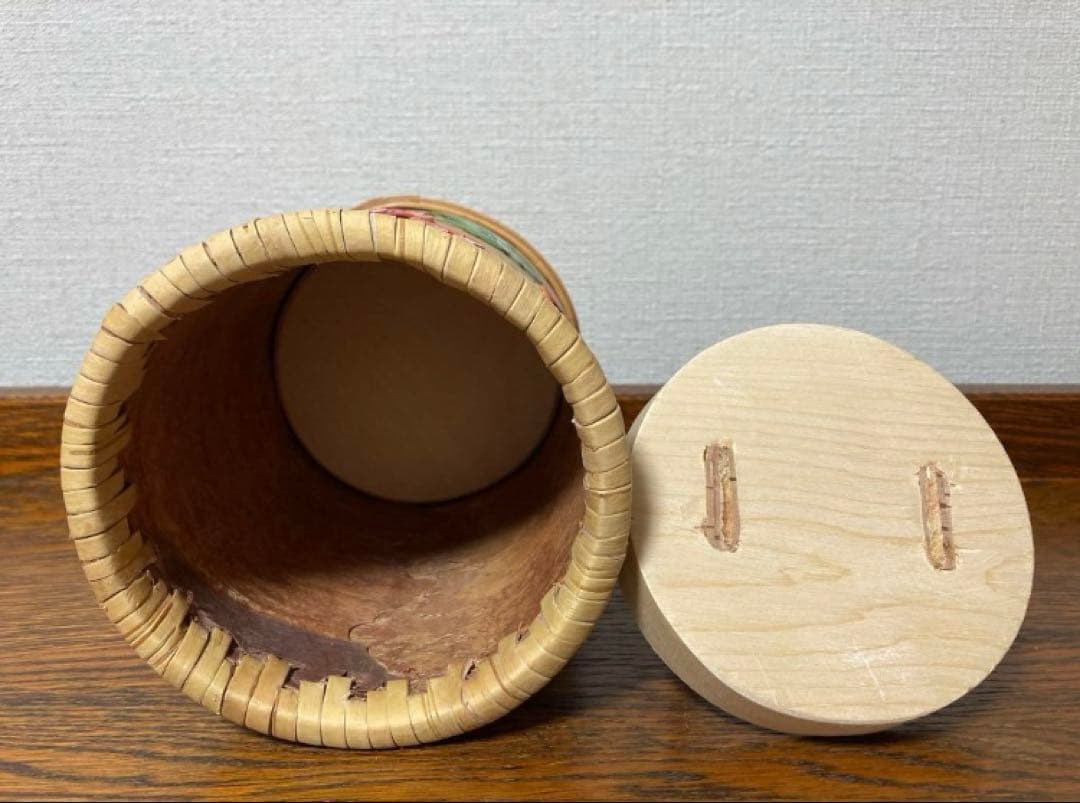 ロシア雑貨☆ベレスタ 白樺収納box ラウンド型 ガマズミ マトリョーシカ