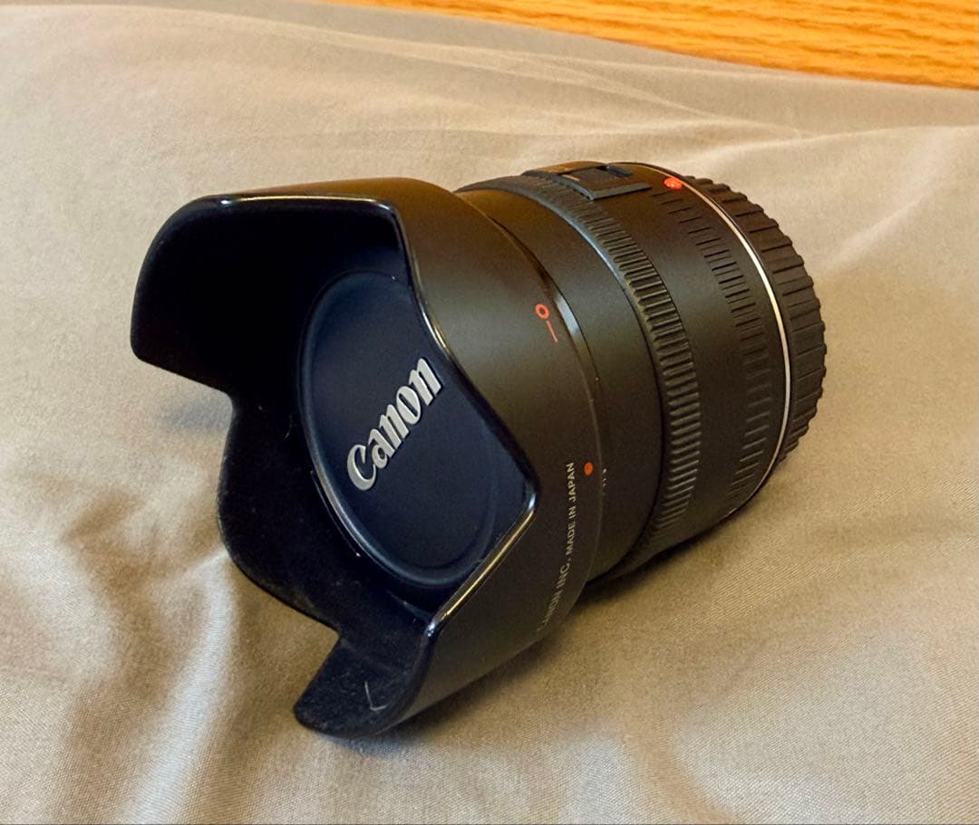 Canon EF 24mm f/2.8 レンズ　単焦点広角レンズ