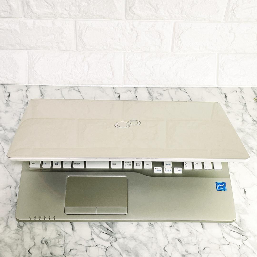 美品ゴールド✨Windows11✨爆速SSD薄型ノートパソコン✨カメラ・オフィス