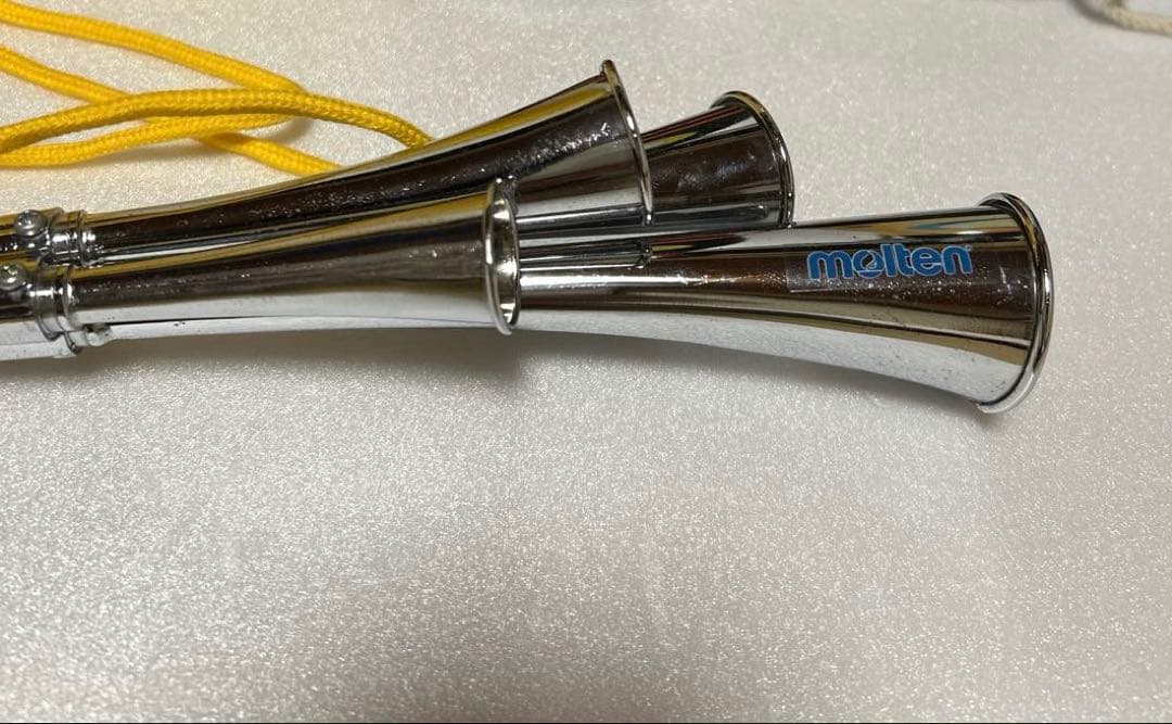 molten モルテン チアホーン スポーツ 観戦 応援 笛 ラッパ 中古