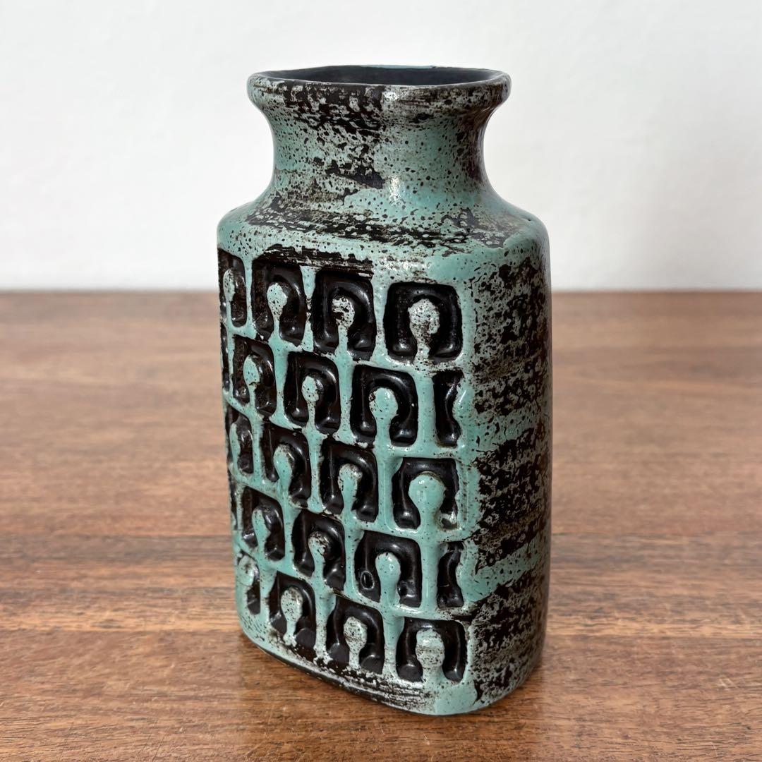 【東ドイツ Haldenslebenの花瓶】ヴィンテージ 409