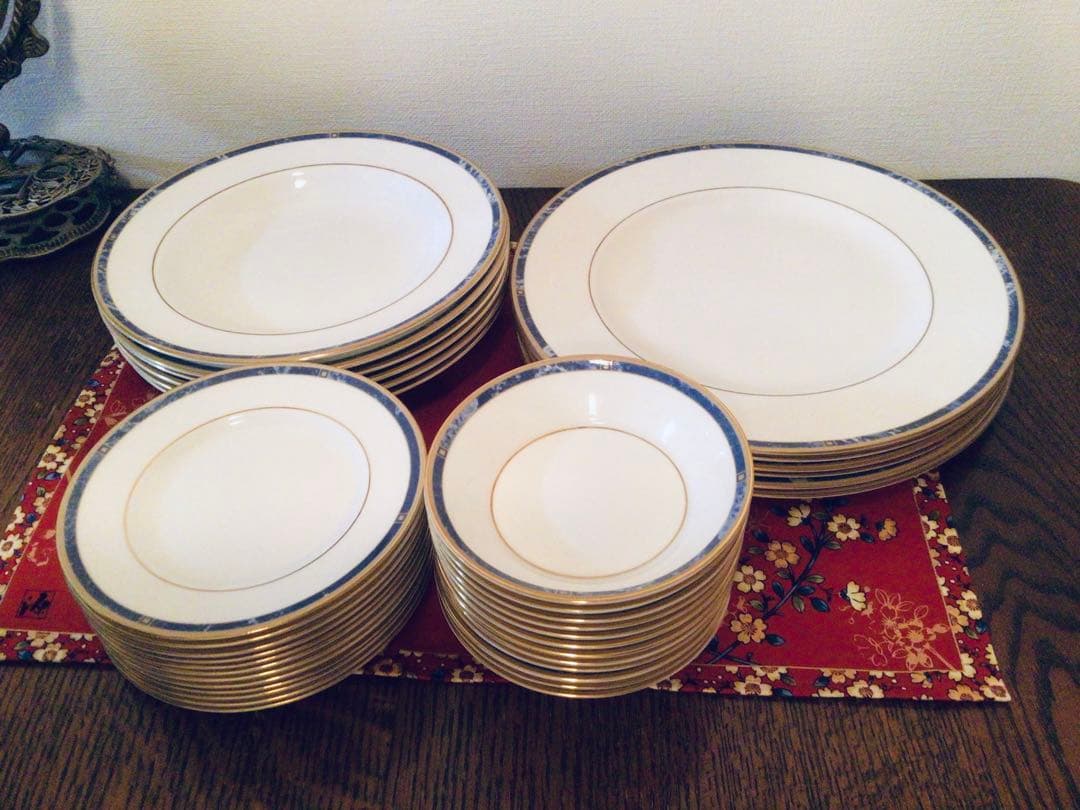 A*y様 ◉廃盤◉正規品 ウェッジウッド◉カンタータ◉プレート4種類〓計36枚◉