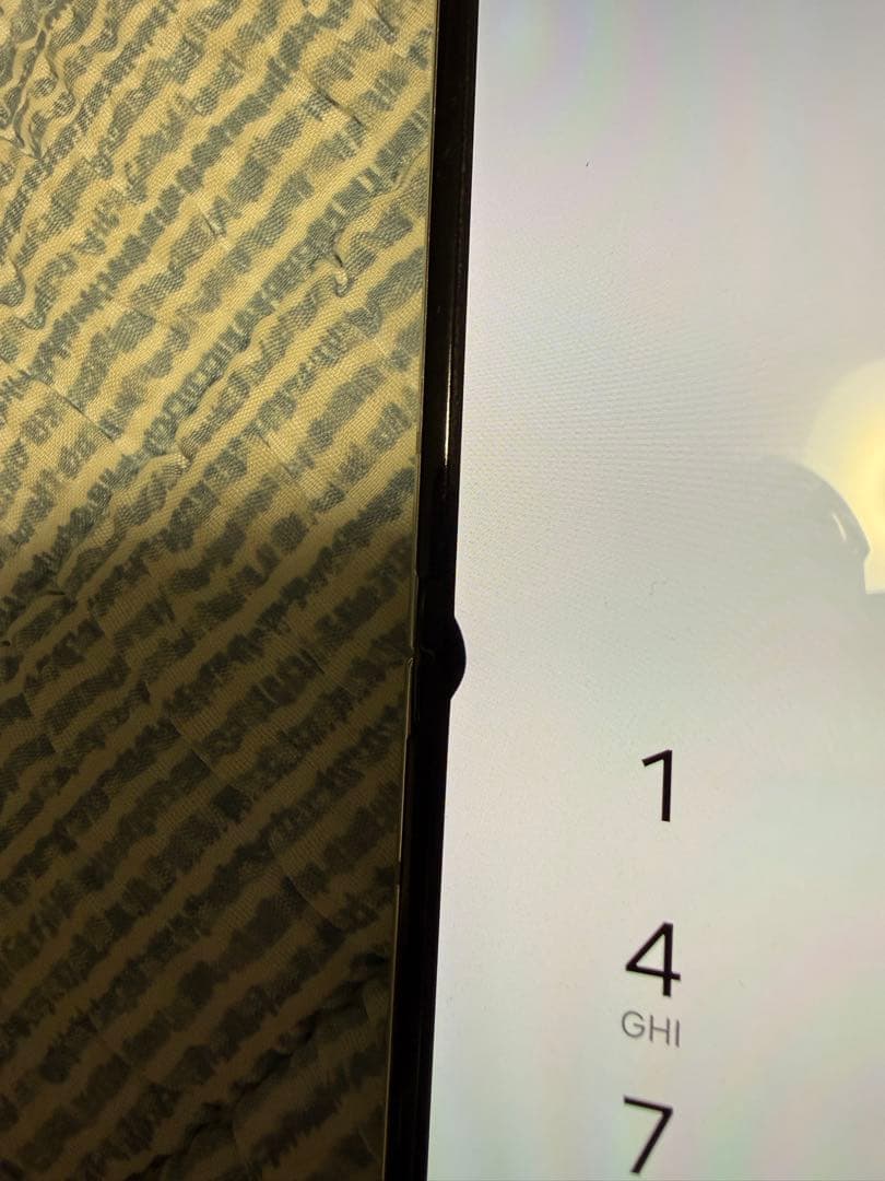 ち*ん様 [大容量美品]Galaxy Z Flip5 512GB クリーム SI