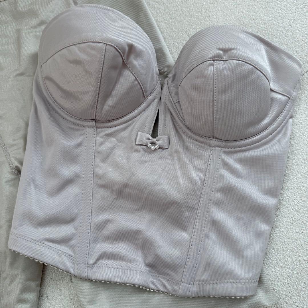 【日本製】bridal bloom ブライダルインナー上下セット美品 D65/M