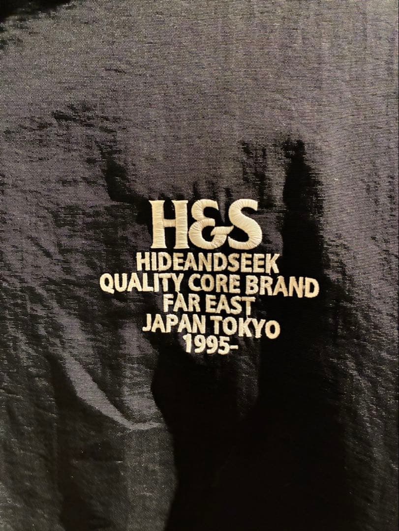 HIDE AND SEEK セットアップ