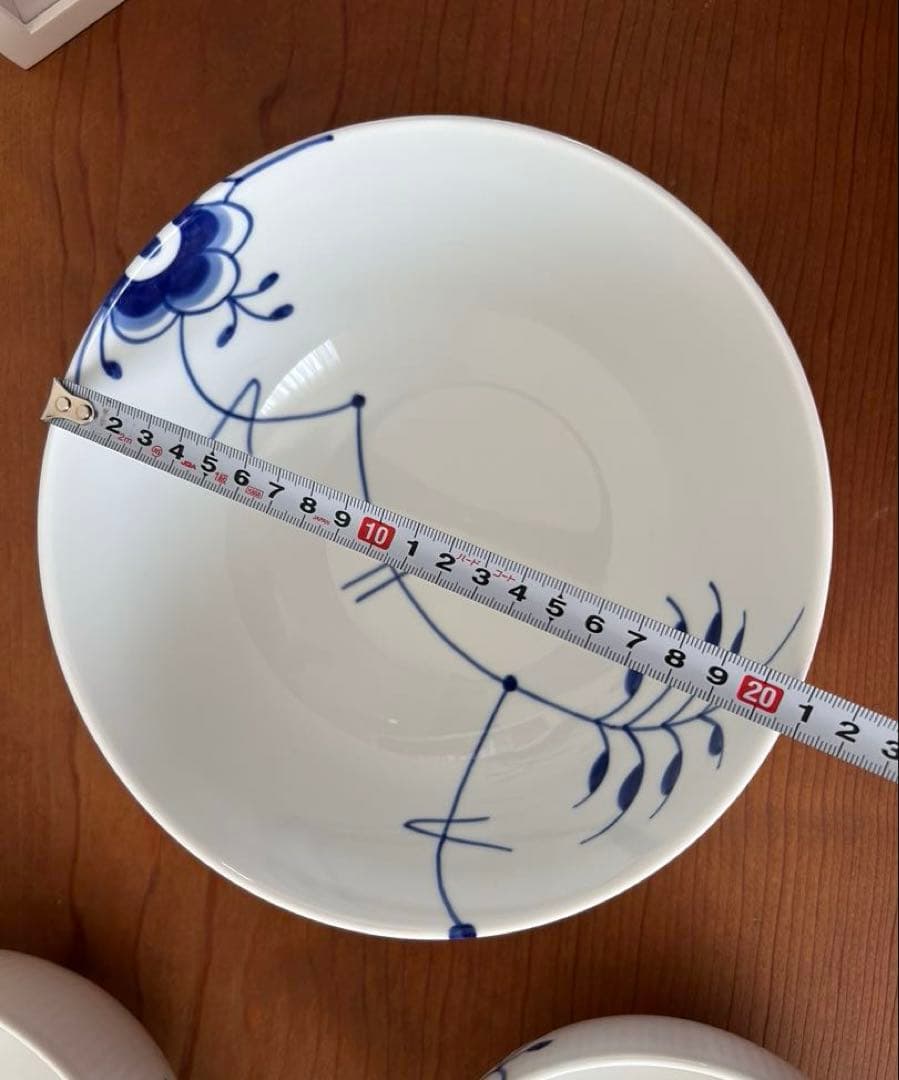 ブルーフルーテッド　メガ　ボウル　1個