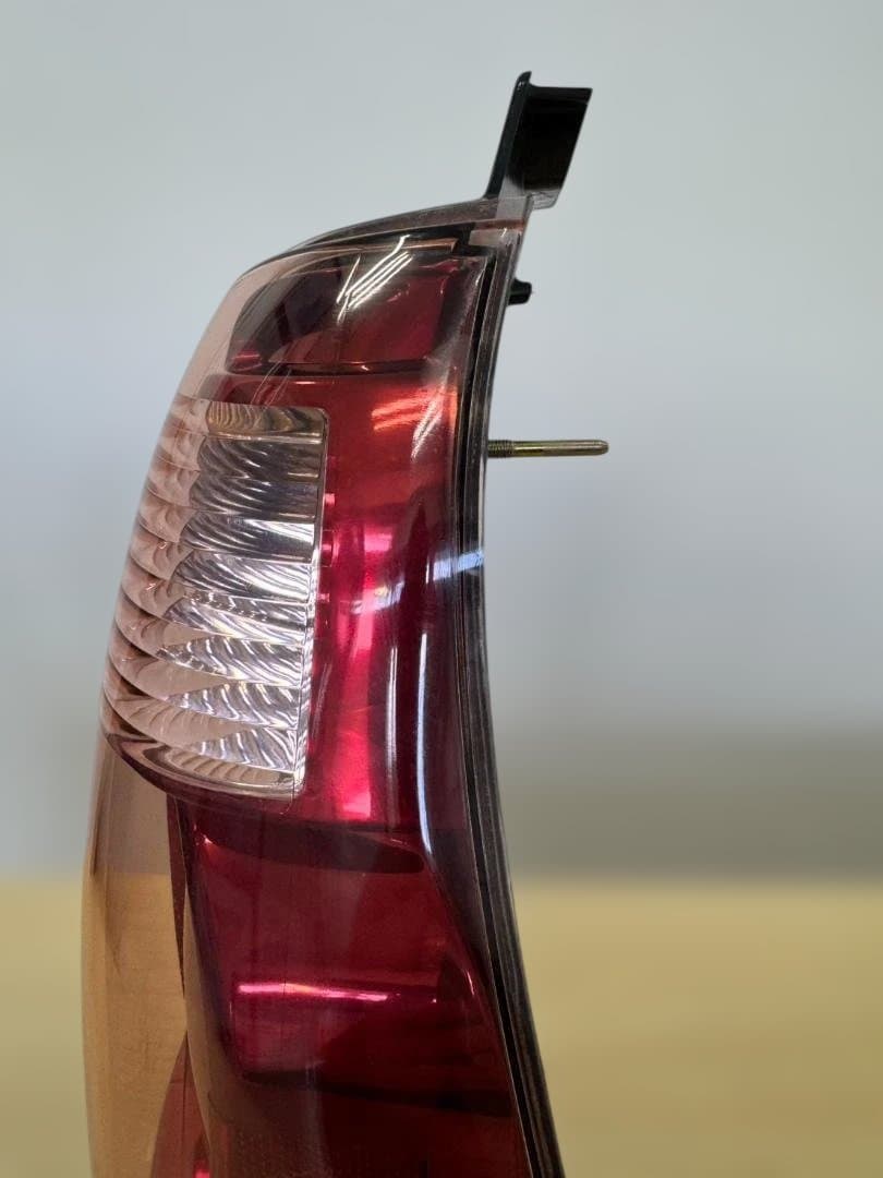 ハイラックス サーフ トヨタ 純正 テールランプ 左右 210 215