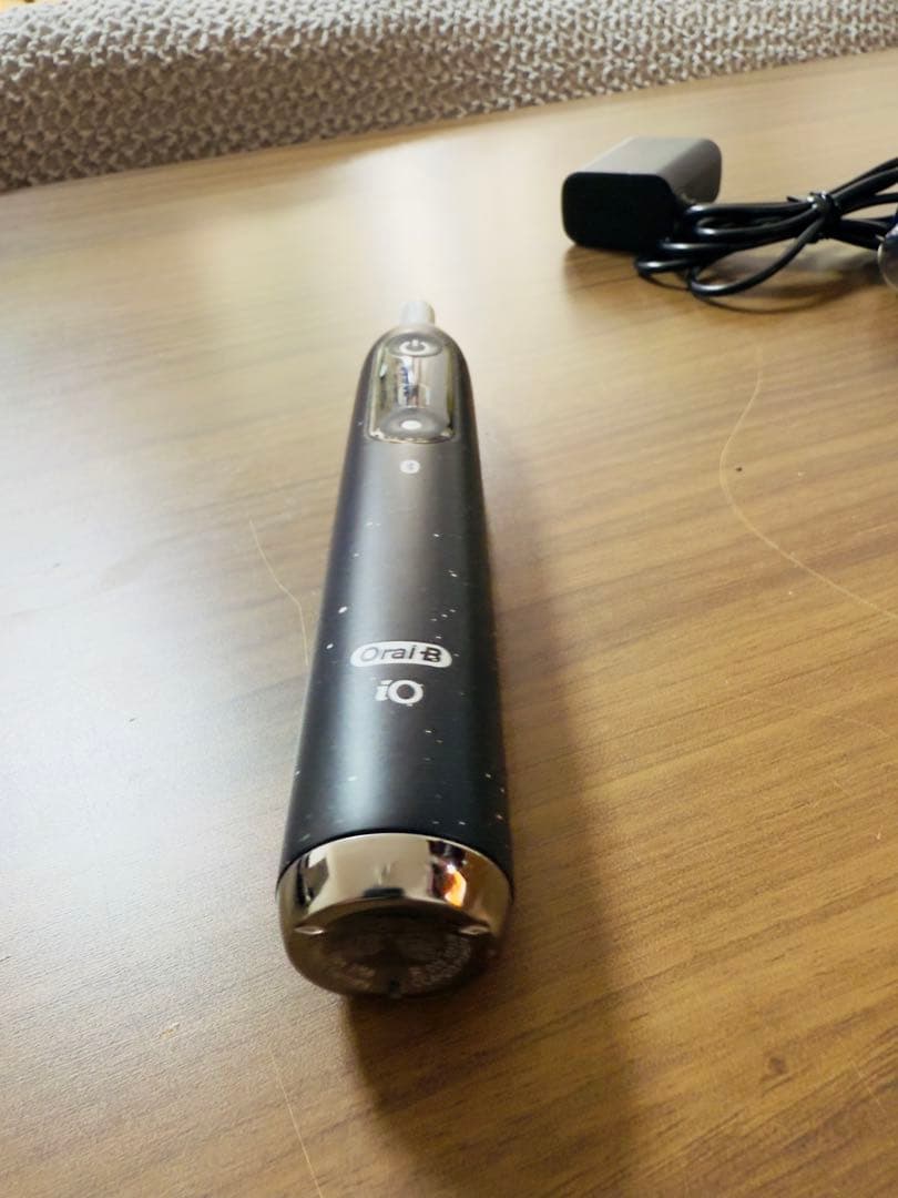 超美品★ブラウン 電動歯ブラシ オーラルB iO10コズミックブラック　新ブラシ