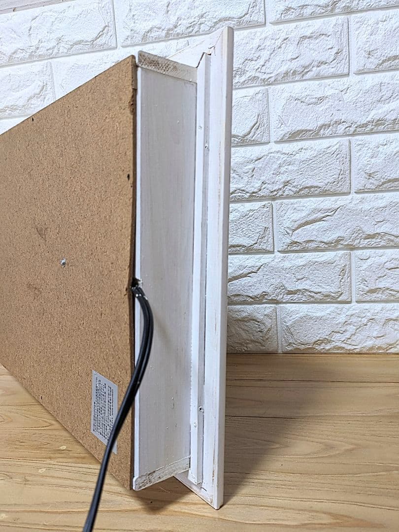 ステンドグラス　壁掛け　額付き　内部電球点灯付き