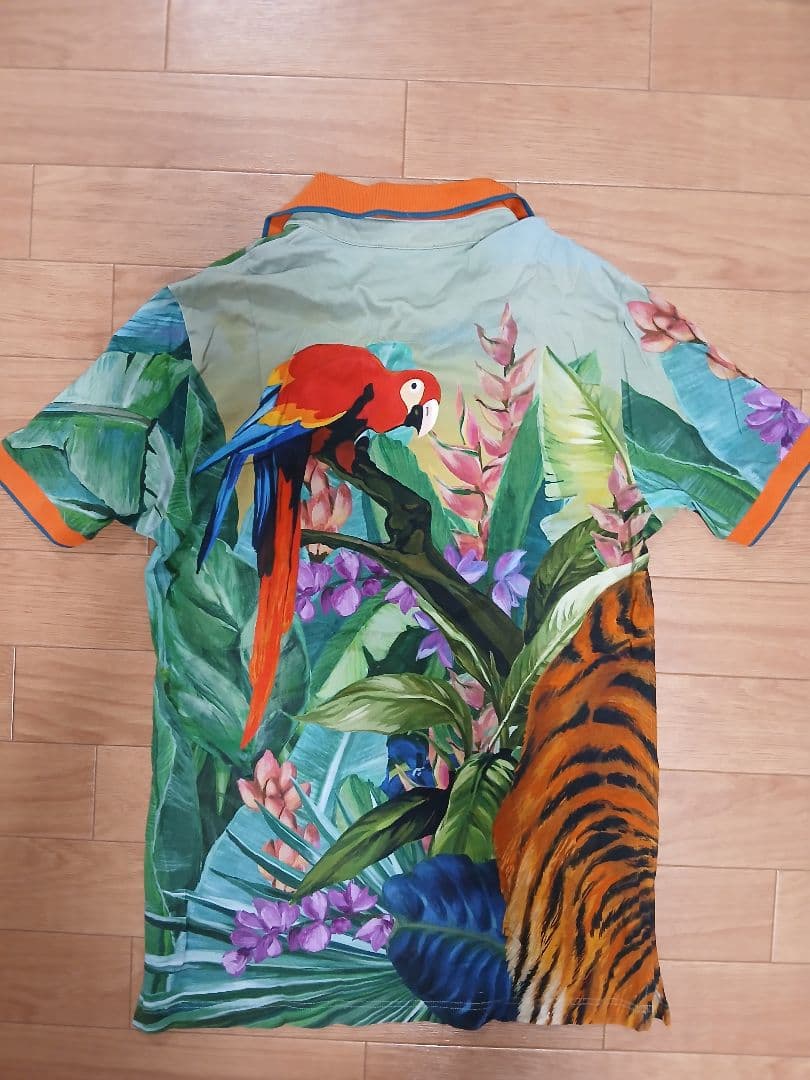 DOLCE&GABBANA　トラとオウムのプリントポロシャツ