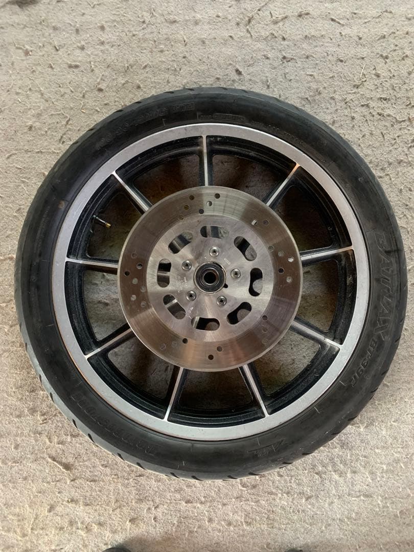 スポーツスター　ホイール