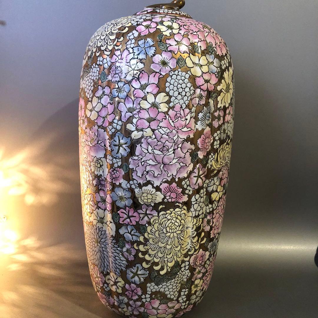 N342、花詰 中国様 中国美術 花器飾り壺 本金彩 豪華な蓋付大花瓶