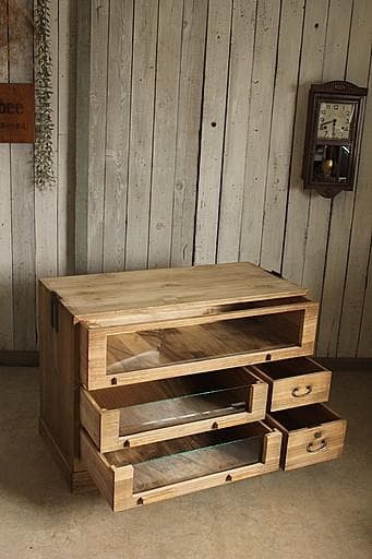 前面ガラスの引き出し3段×小引き出し2段　食器棚　シャツケース　タンス　古家具