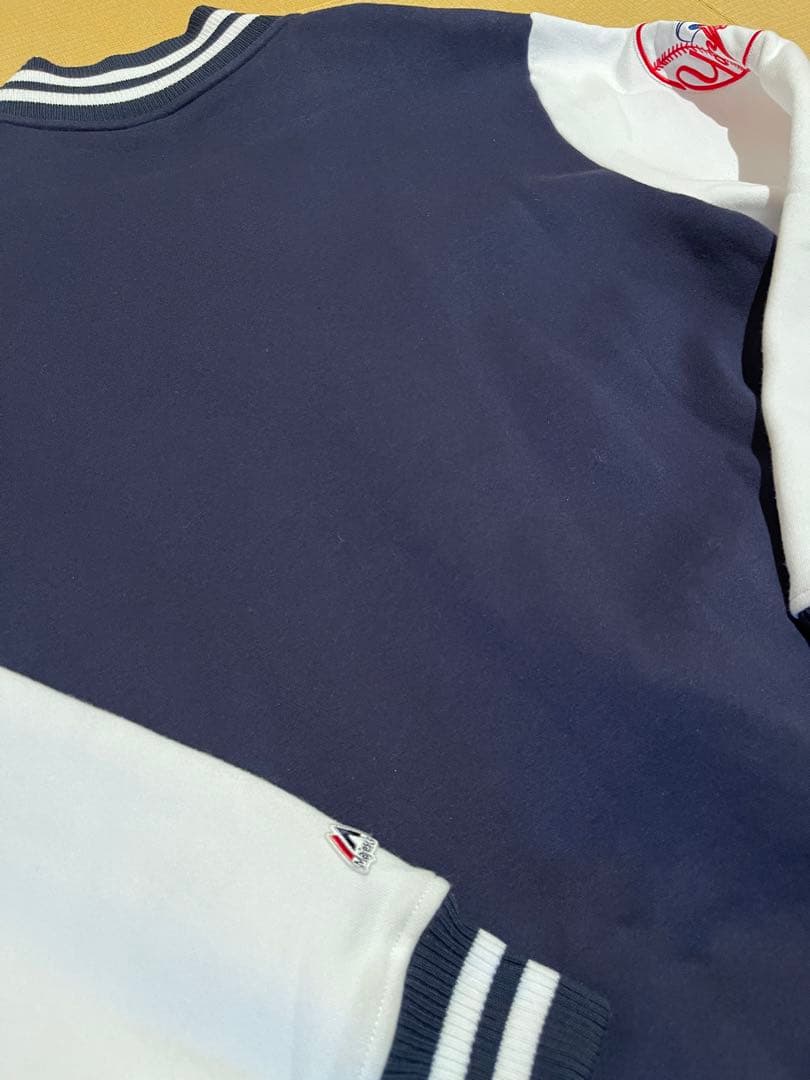 Majestic ニューヨーク ヤンキース ロゴ刺繍 スウェットスタジャン XL