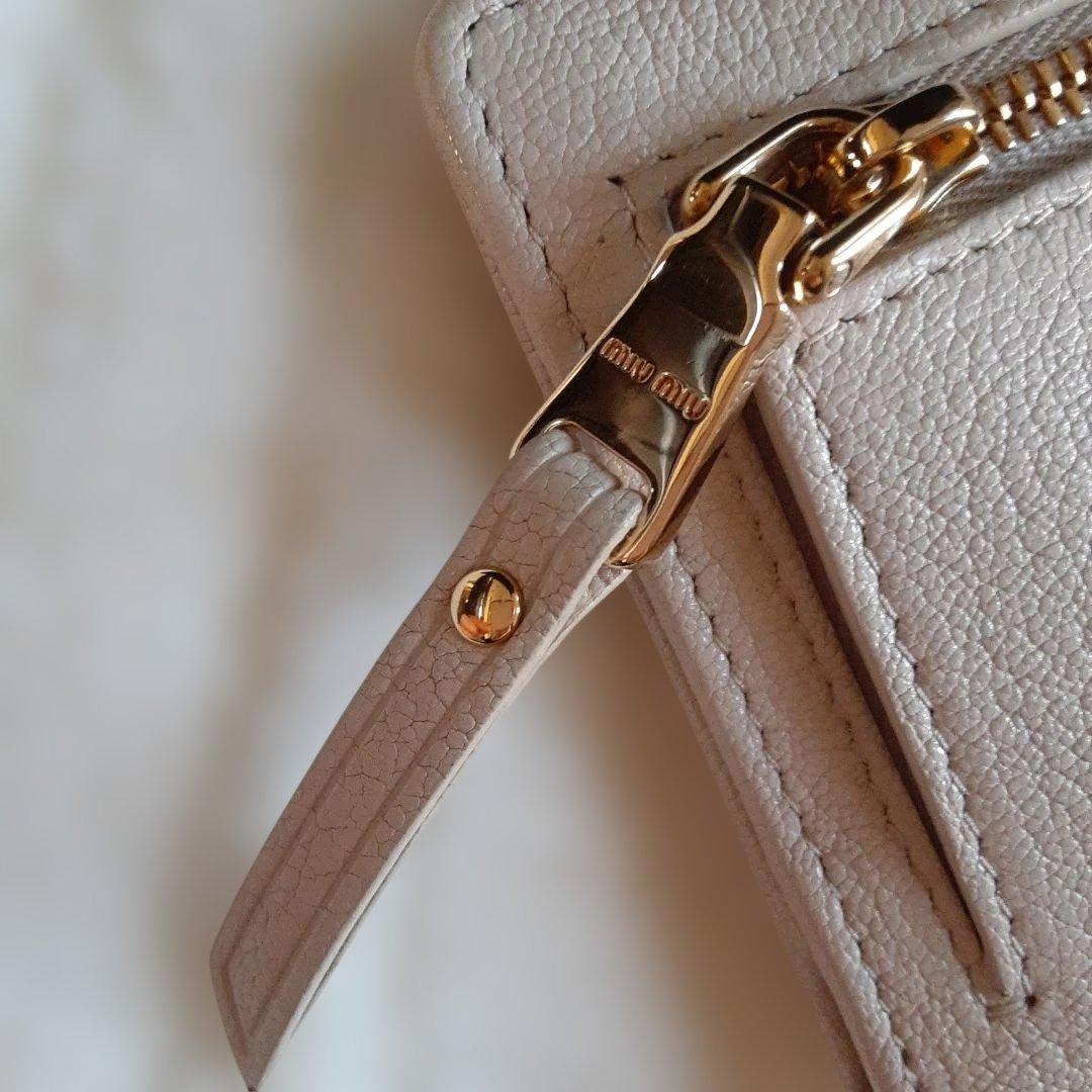 【美品】レア ミュウミュウ マドラス 財布 5MO009