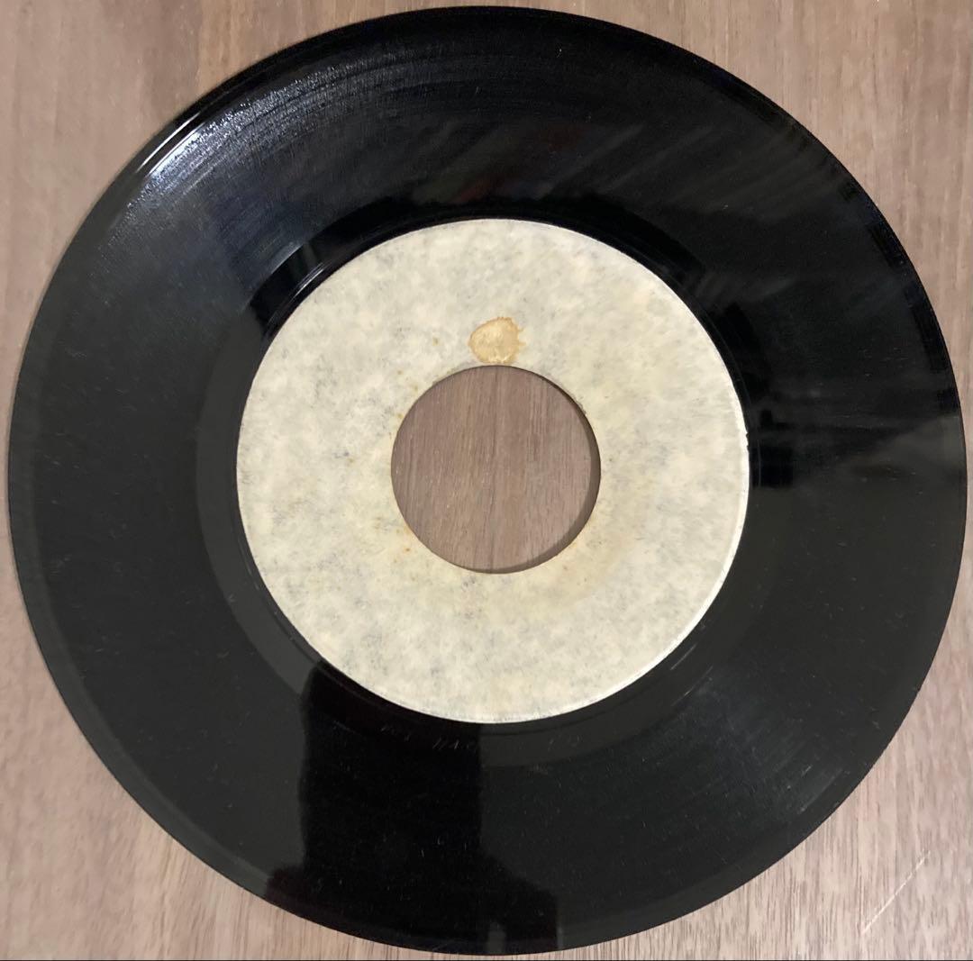 【JDI】Make Yourself Comfortable /Hot Nosh