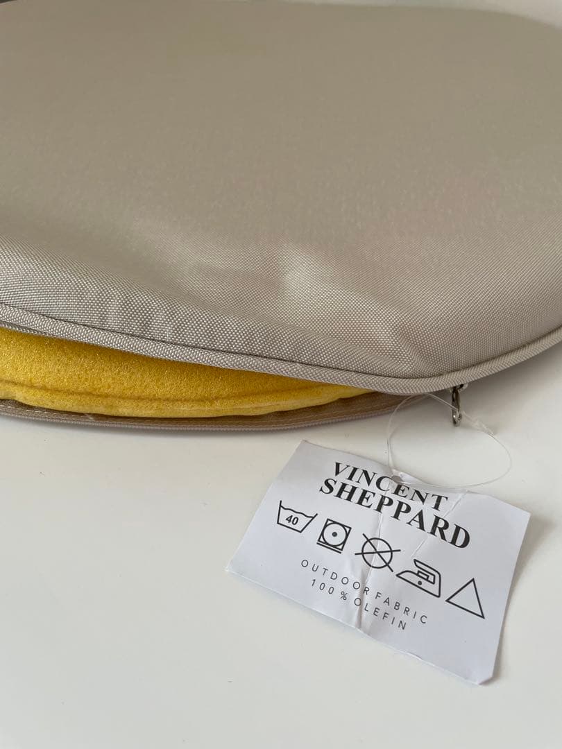 Vincent SheppardダイニングチェアAVRILホワイト レッグオーク