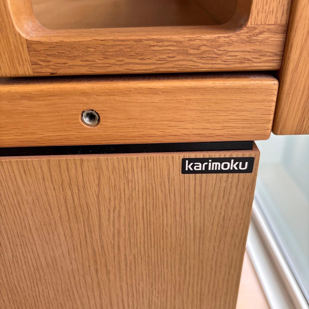 カリモク学習、机　　￼スパイオキッズ