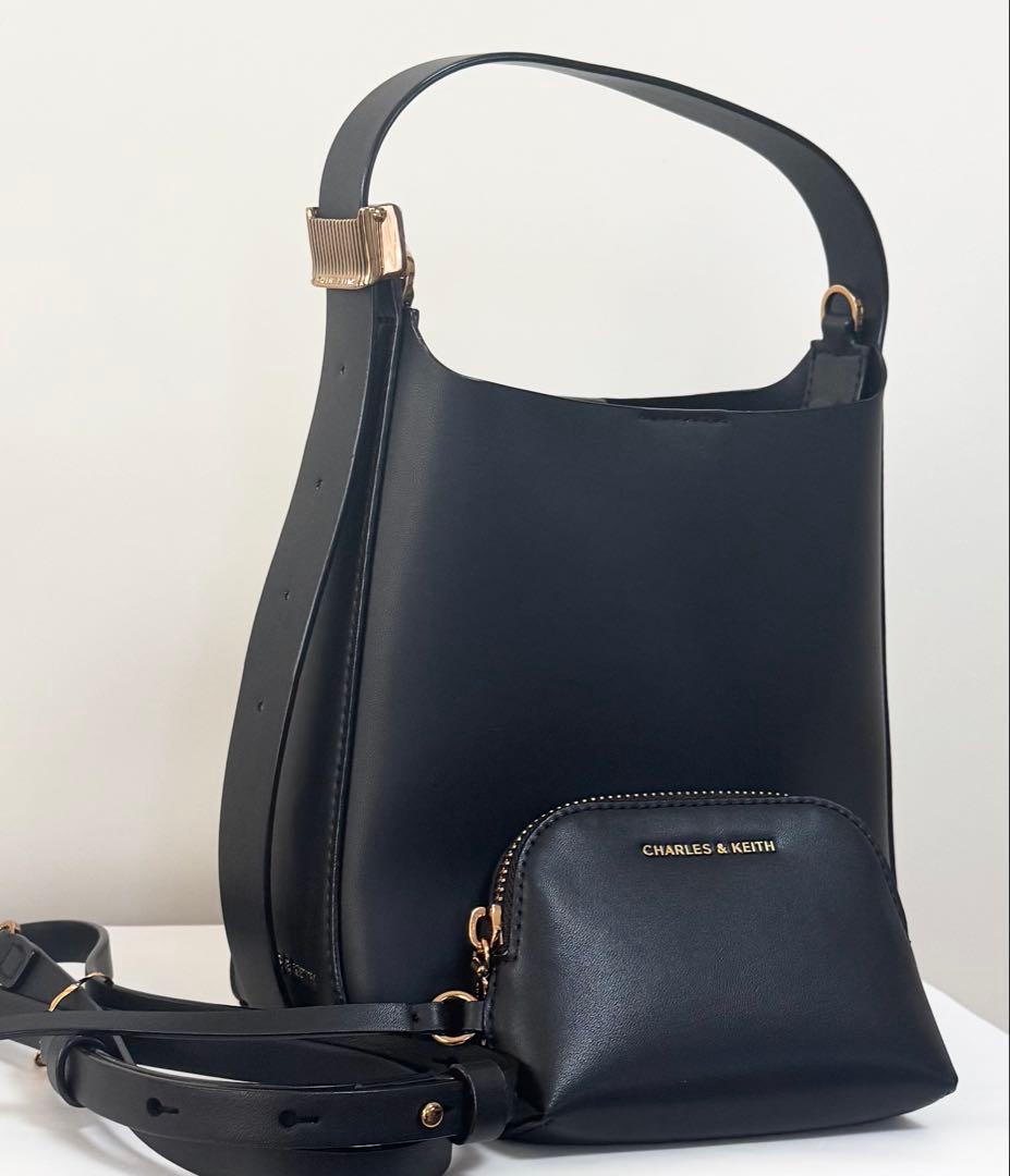 CHARLES & KEITH Edna エドナ バケツバッグ ブラック