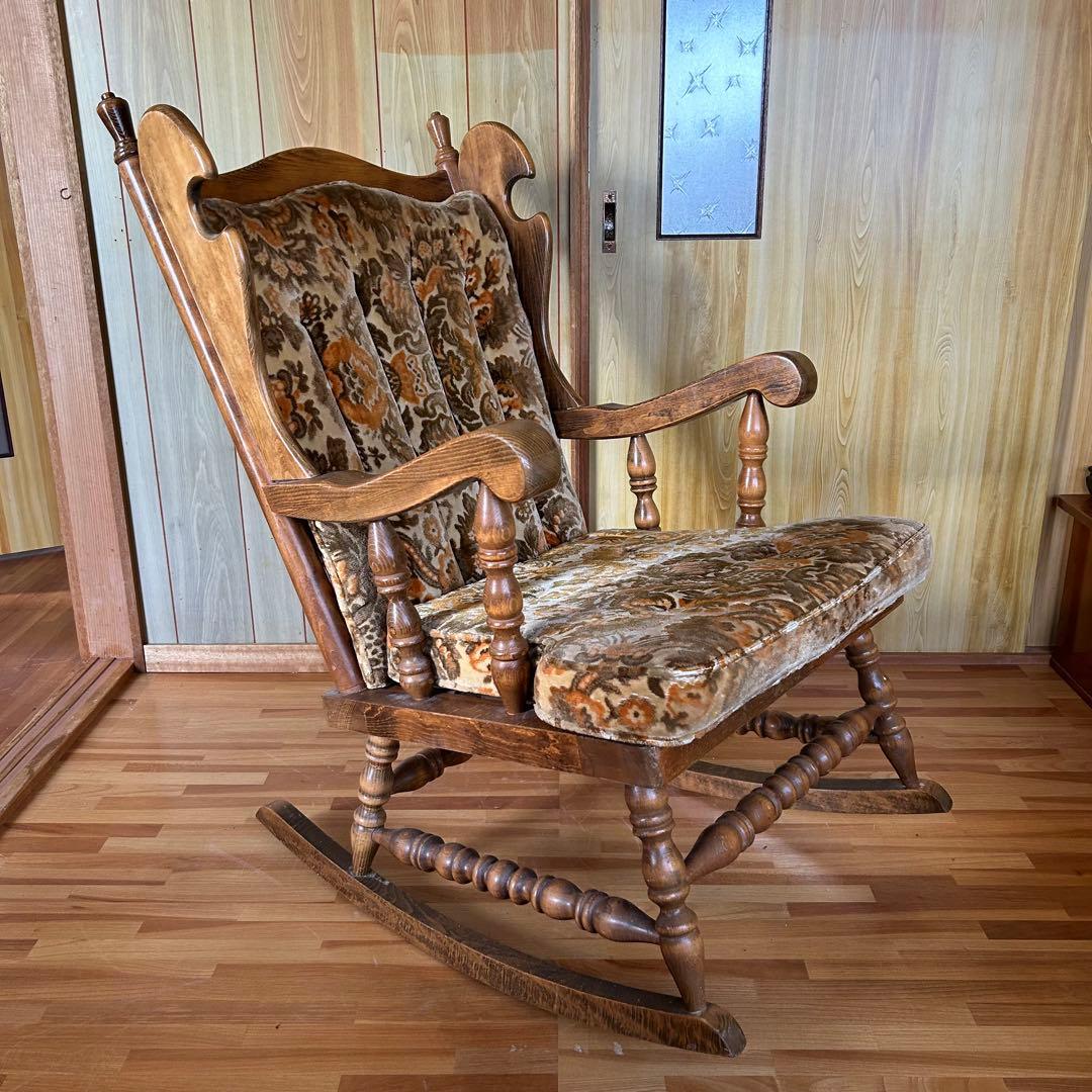 【最高のラグジュアリ】　キングサイズ　ロッキングチェア