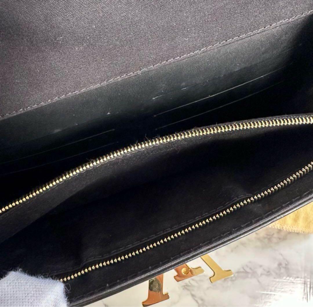 【美品】ルイヴィトン　ルイーズ　クラッチバッグ　エナメル　ブラック