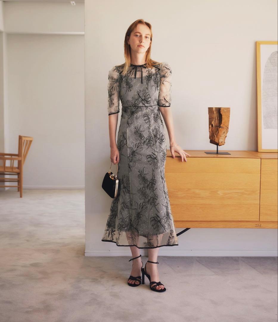 Leja半袖花柄刺繍レースフロントバックリボンパフスリーブマーメイドフレアドレス