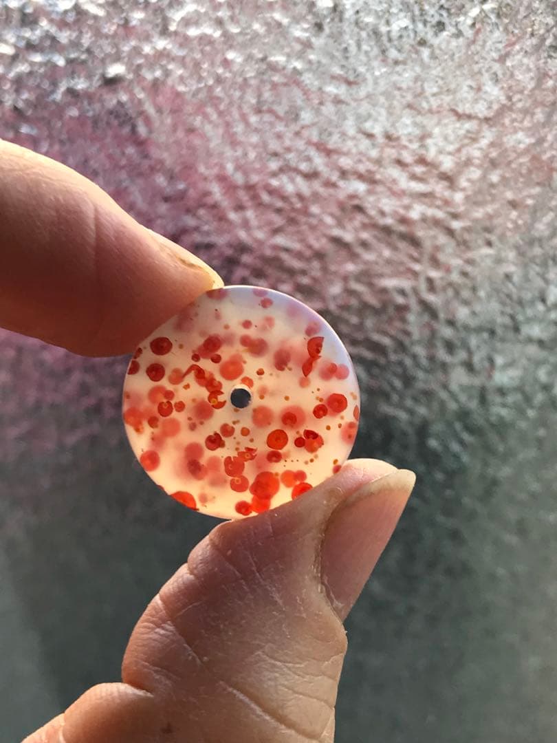 ゴビ石−1205 ゴビ瑪瑙『平安扣』 水玉模様　ペンダントトップ