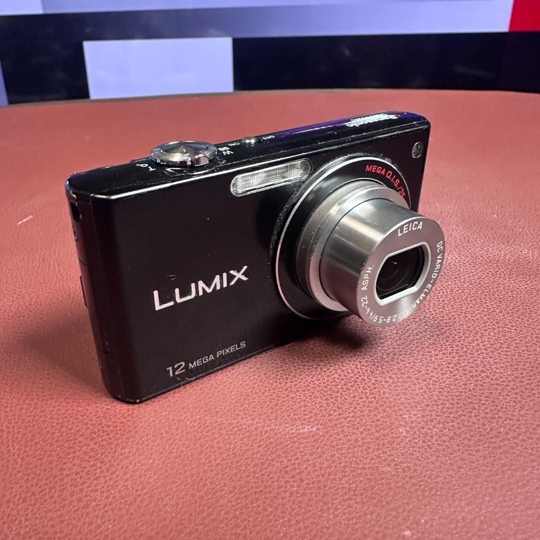 Panasonic LUMIX DMC-FX40 ブラック SD16GBカード付