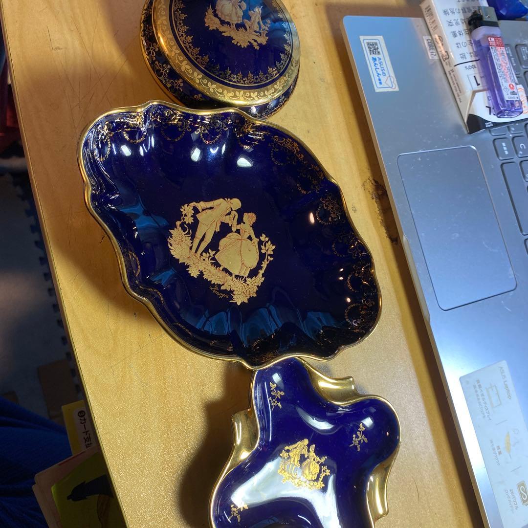 ヴィンテージ:フランス「リモージュ」美品　小皿、小物入れ、灰皿の3点