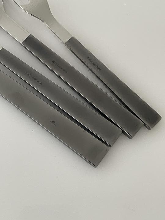 ALESSI　SANTIAGOカトラリーセット　DC05　ブラックハンドル