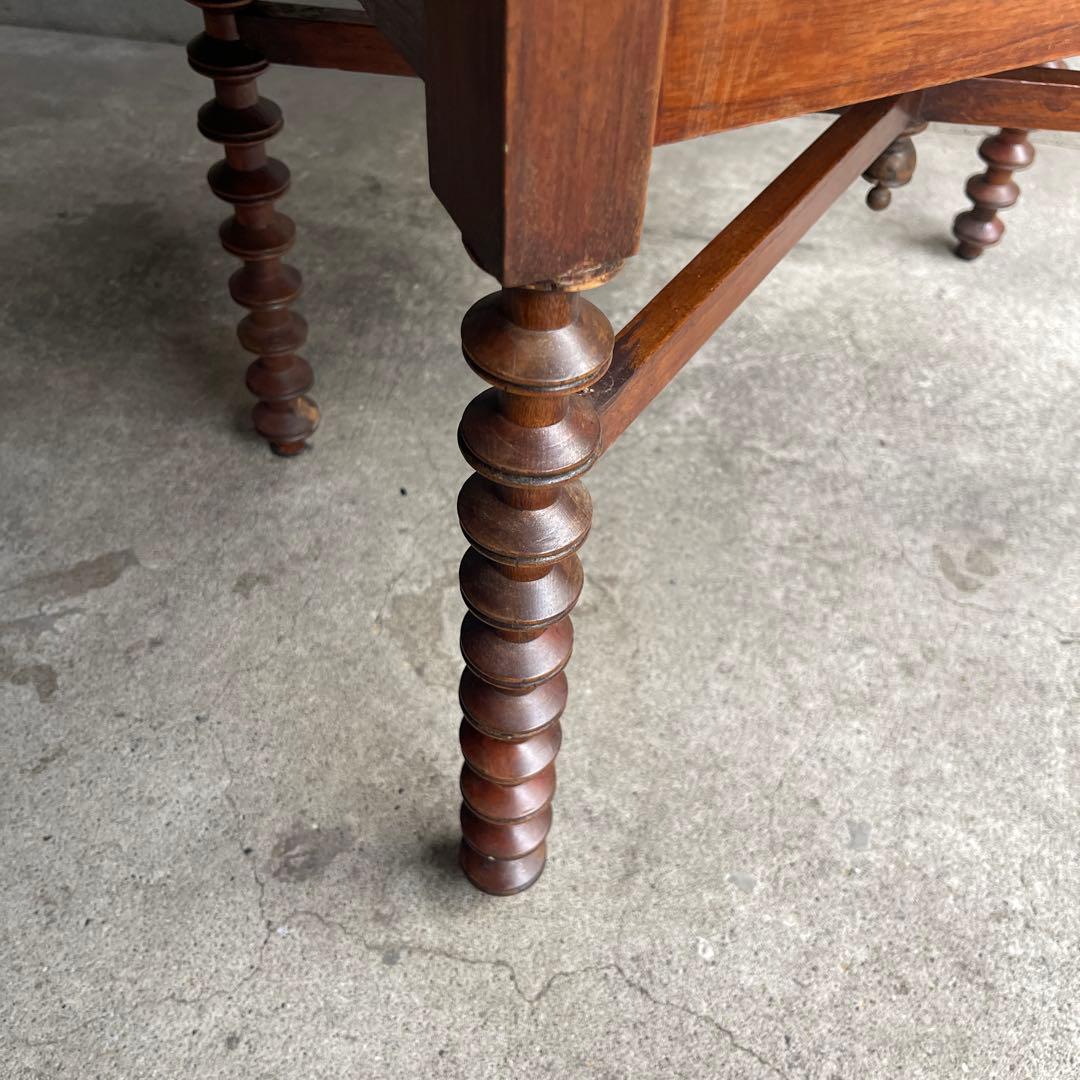 英国アンティーク　ナイトテーブル