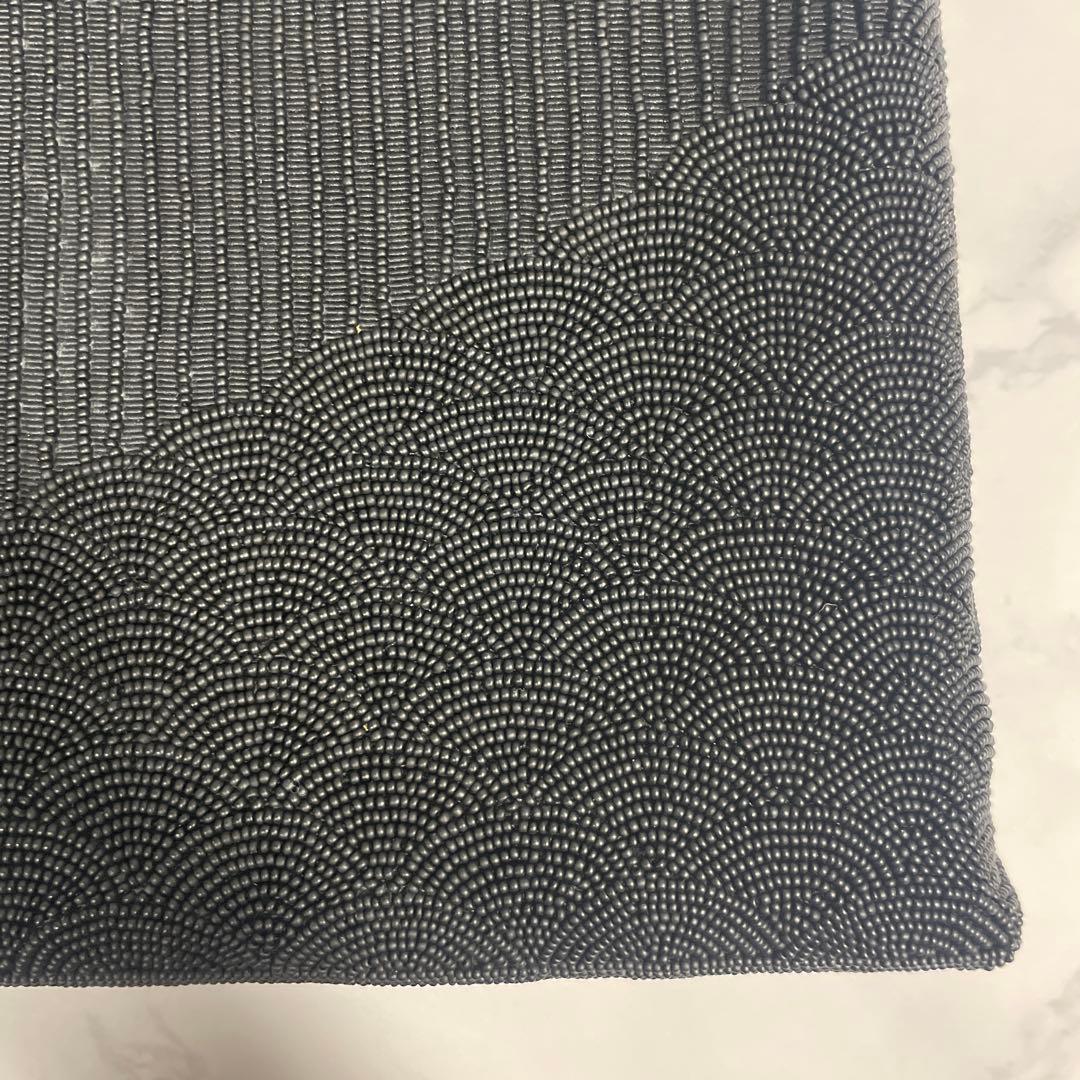 柏ビーズ　黒の波模様　フォーマルバッグ