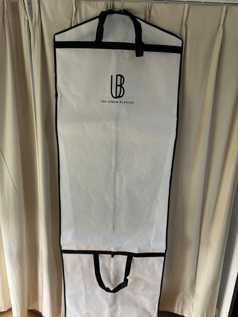 【クリーニング済・専用バッグ付き】THE URBAN BLANCHE ドレス