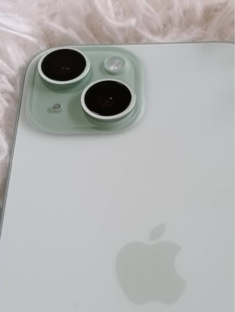 iPhone 15 256GB グリーン 本体SIMフリ