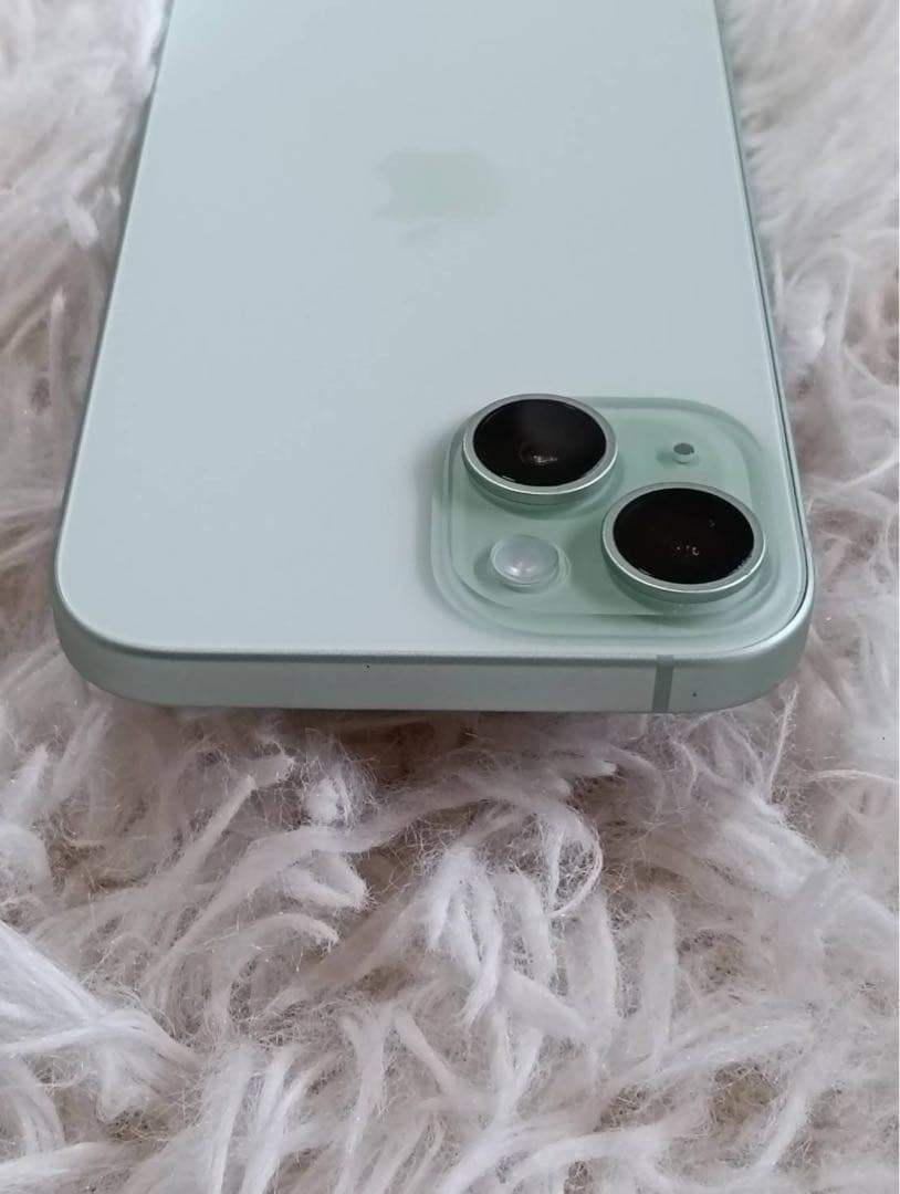 iPhone 15 256GB グリーン 本体SIMフリ