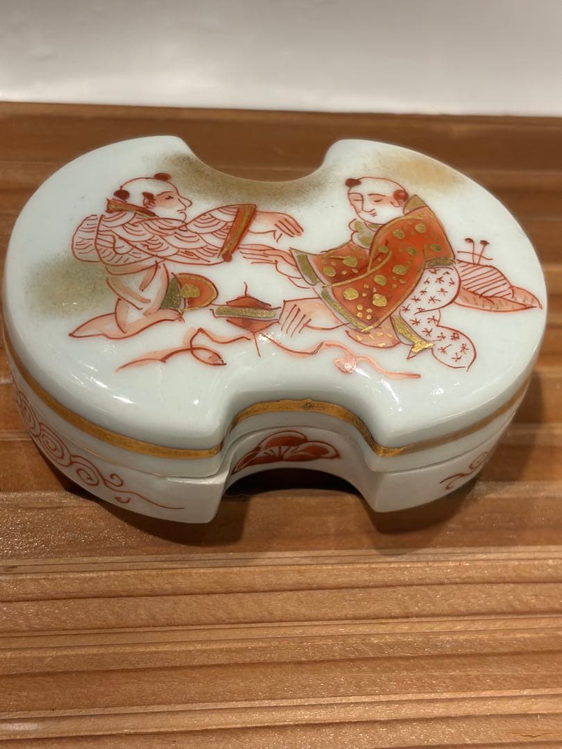 花街コレクション　香合　九谷　唐子赤絵金彩