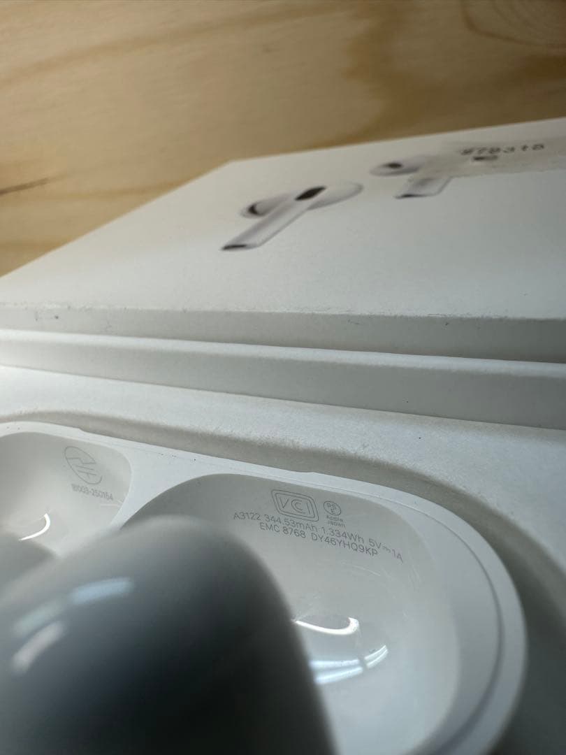 【極美品】AirPods Pro 3 MFHP4J/A HQ9KP