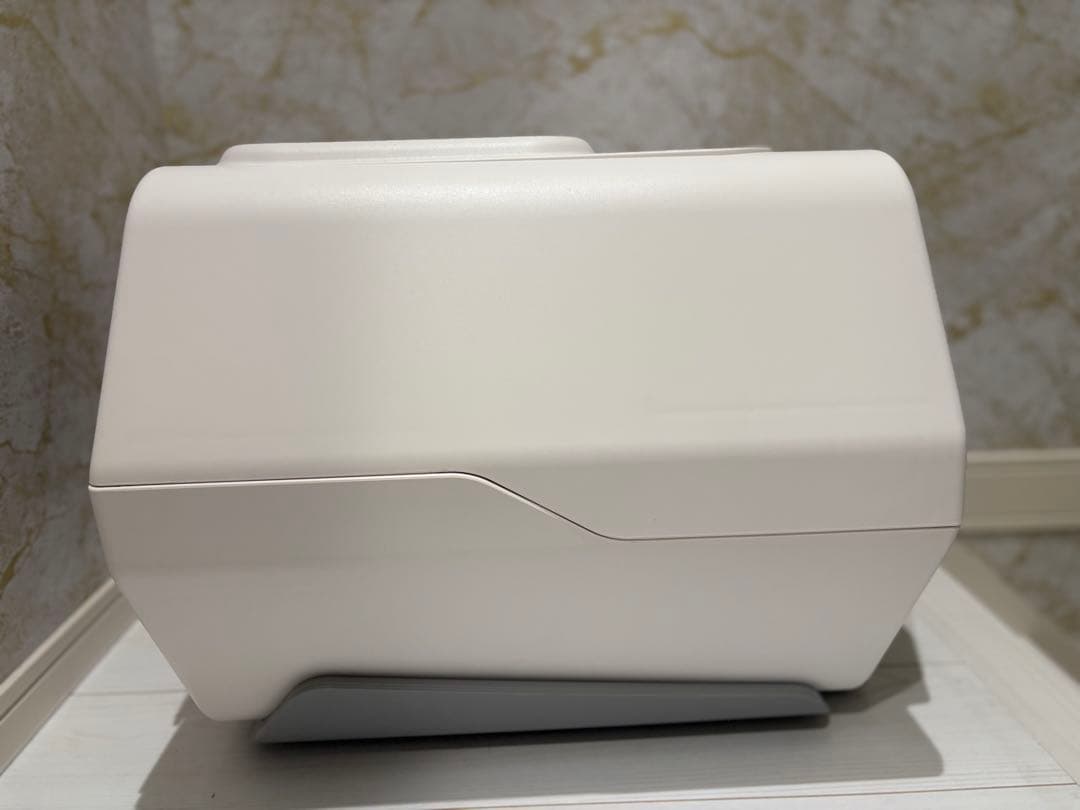 おもち　自動AI猫トイレ 多頭飼い可能　健康状態把握　使い捨てシート付き