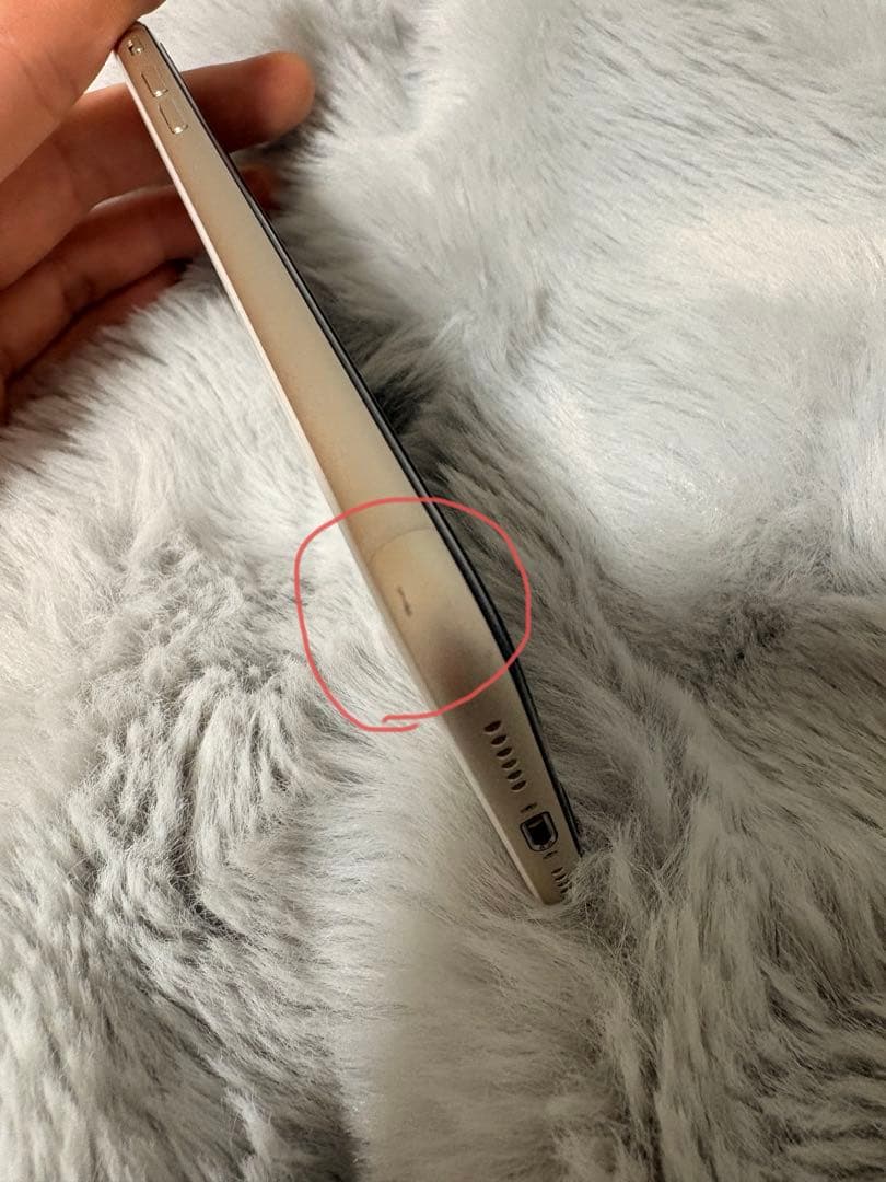 値下げしました！【バッテリー容量91%】iPhoneSE 第三世代 64GB