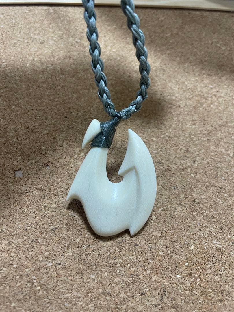 ボーンカービングネックレス(sw47)マッコウ
