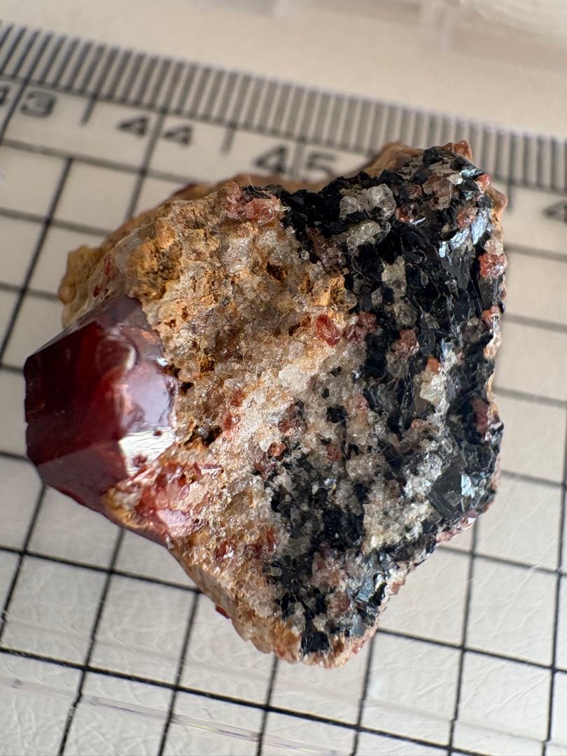 ジルコン　パキスタン産