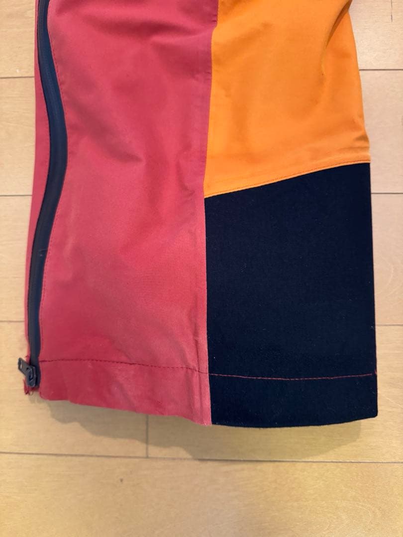 TEAM DESCENTE スキーウェアー　2024/2025