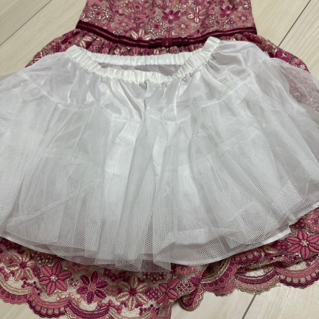 美品　TOCCA 花柄刺繍ドレス 130サイズ