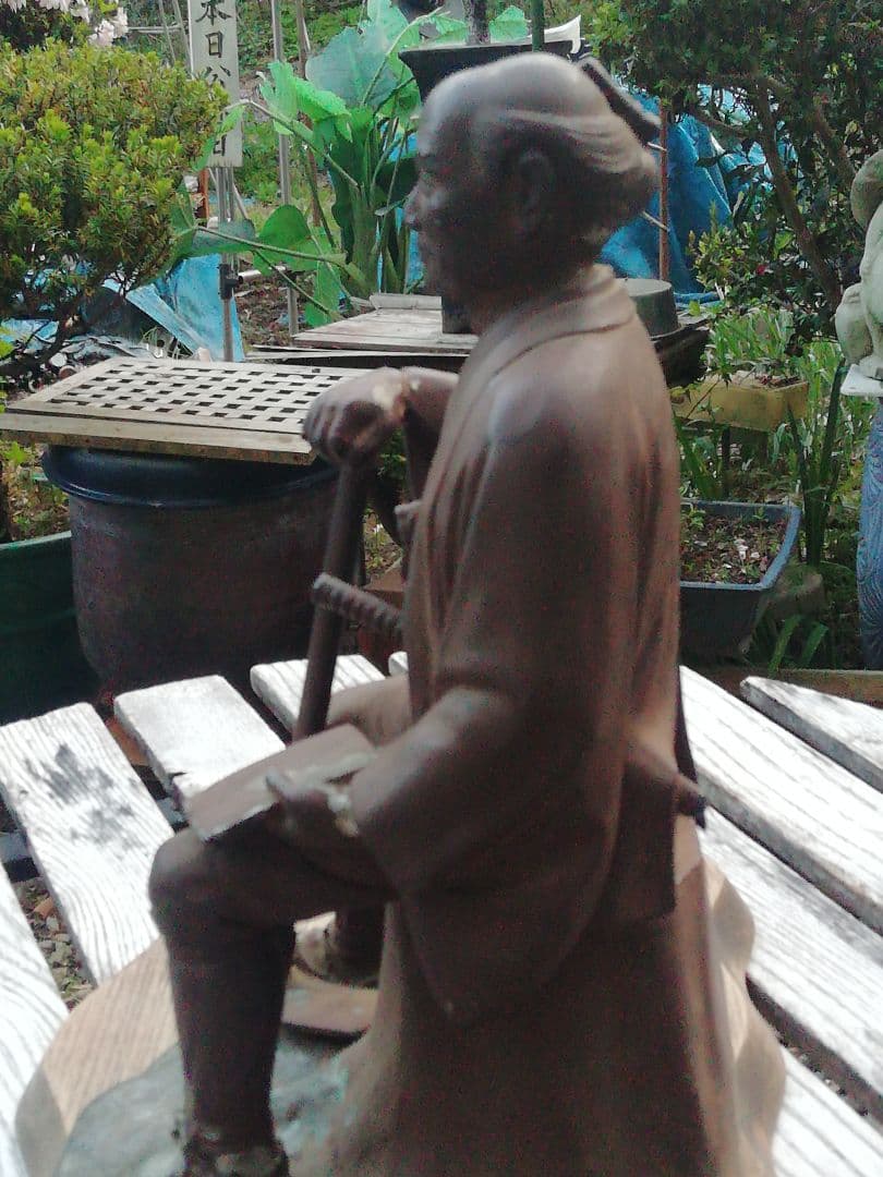 二ノ宮金次郎さん侍像/所有なさってる方は殆んどいない